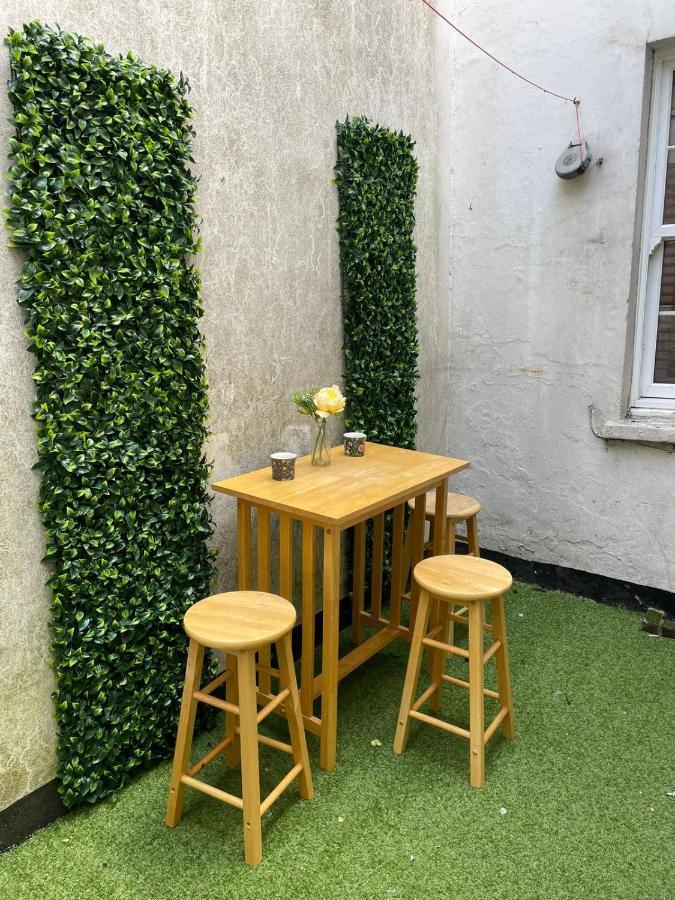 Central 3 - Bedroom Townhouse In Brighton With Parking Kültér fotó